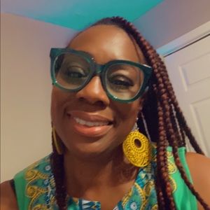 Meet your Posher, Melanie